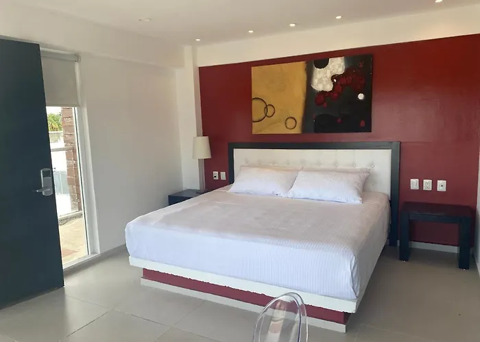 Cache & (adults Only) Hotel