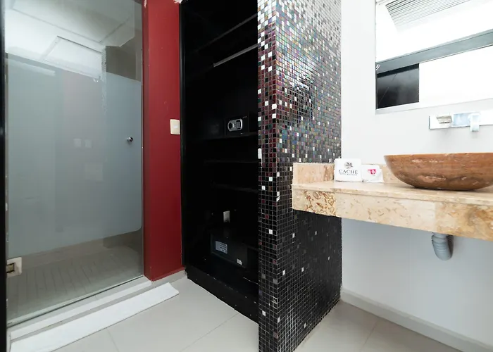 Hotel Cache & (adults Only)